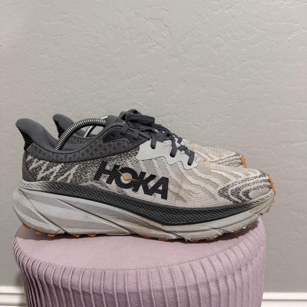 Hoka One One Challenger ATR 7 Mens 10.5D Gray Trail Running Shoes 1134497 HMCS
